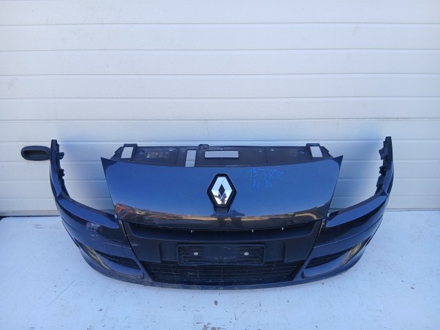 19377 Renault  Scénic III 2009-2015 első  Lökhárító Grafit