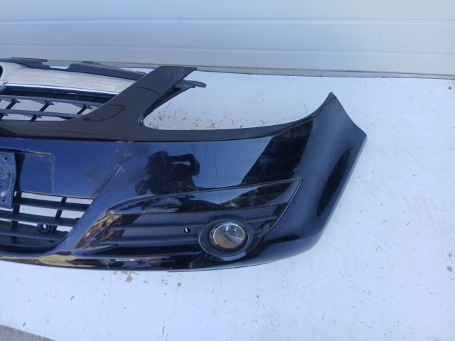 19385 Opel Corsa D 2006-2014 első  Lökhárító Fekete  Z20R