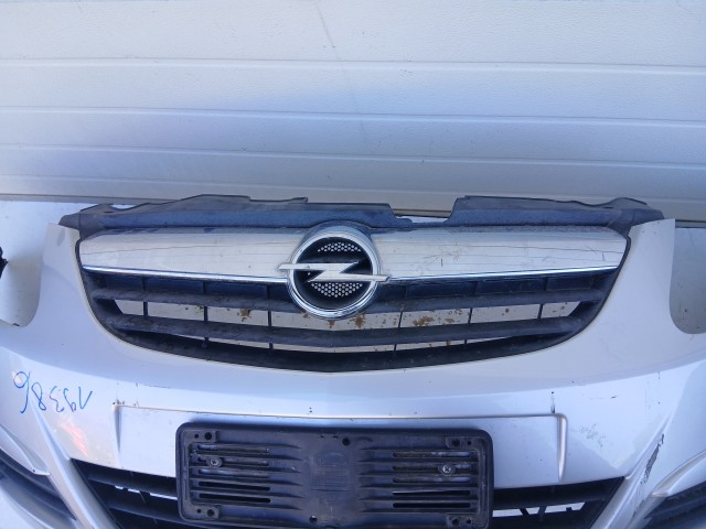 19386 Opel Corsa D 2006-2014 első Lökhárító Ezüst Z157