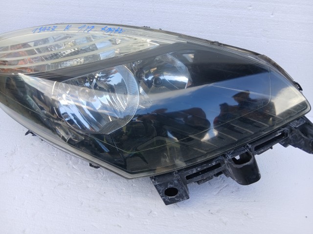 19427 Renault Grand Scenic 2009-2011 Jobb első Lámpa Fényszóró