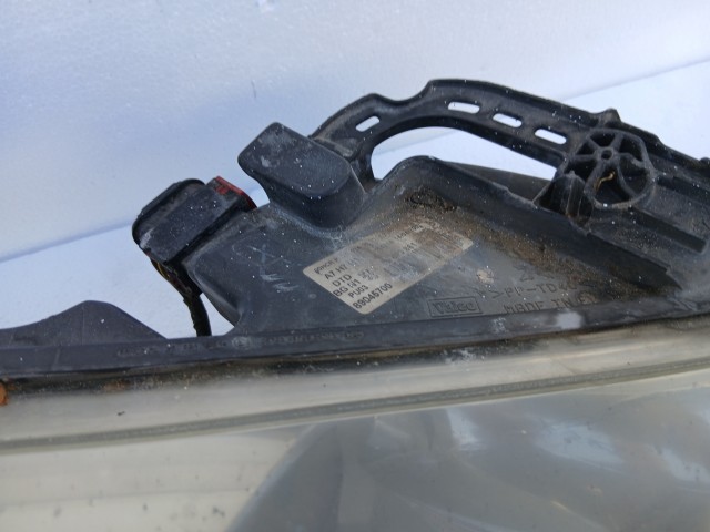 19442 Peugeot 207 2006-2014 Jobb első Lámpa Fényszóró