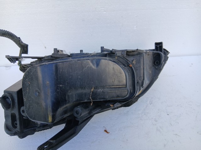 19446 Ford C-max MK1 2003-2011 Jobb első Lámpa Fényszóró