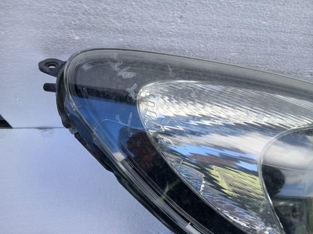 19448 Opel Corsa D 2006-2014 Jobb első Lámpa Fényszóró