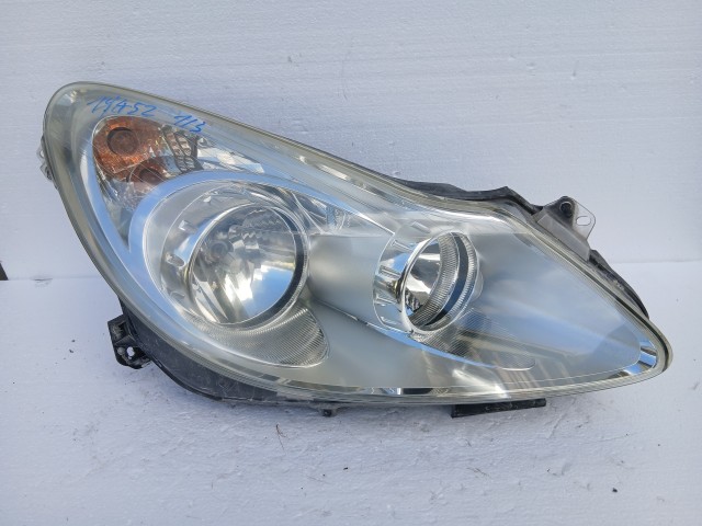 19452 Opel Corsa D 2006-2014 Jobb első Lámpa Fényszóró