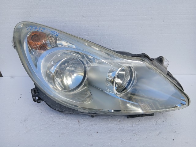 19452 Opel Corsa D 2006-2014 Jobb első Lámpa Fényszóró