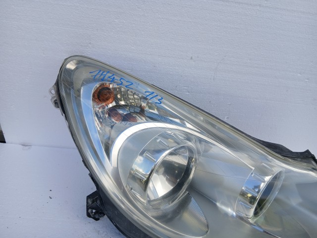 19452 Opel Corsa D 2006-2014 Jobb első Lámpa Fényszóró
