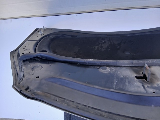 19466 Opel Mokka 2012-2019 Motorháztető Használt Fekete Z22c 