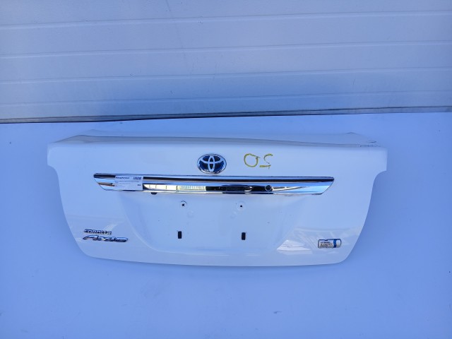 19463 Toyota Corolla axio e160 2012-2019 Csomagtérajtó Használt Fehér 