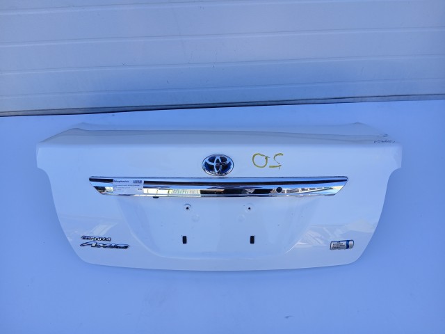 19463 Toyota Corolla axio e160 2012-2019 Csomagtérajtó Használt Fehér 