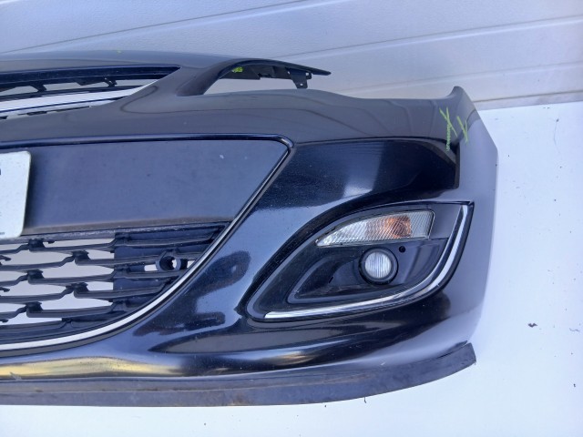 19491 Opel Astra J 2013-2015 első Lökhárító Facelift Fekete Z22C