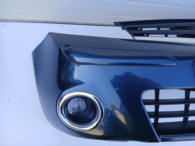 19509 Nissan Note II. első Lökhárító Zöld