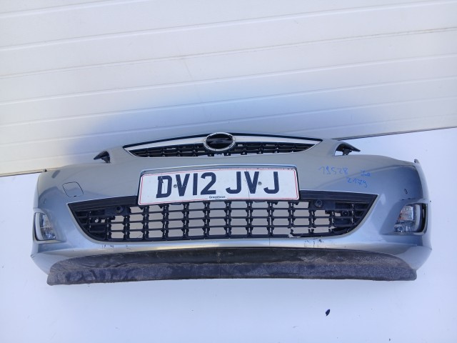 19528 Opel Astra J 2009-2015 első Lökhárító szürke Z179