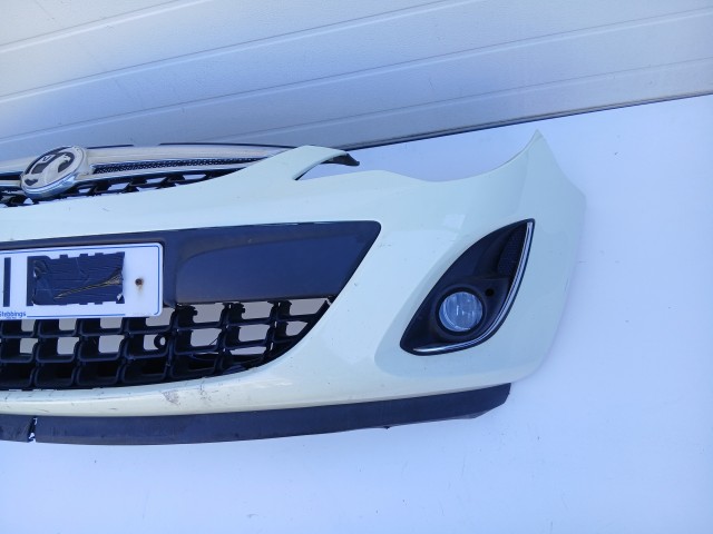 19529 Opel Corsa D 2011-2014 első Lökhárító Fehér facelift