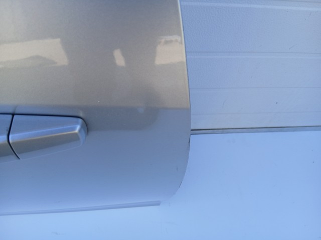 19539 Opel Meriva B 2010-2017  Jobb hátsó Ajtó Ezüst Z176
