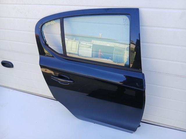 19557 Opel Corsa E 2014-2019 Jobb hátsó Ajtó Fekete Y22c 5 ajtós