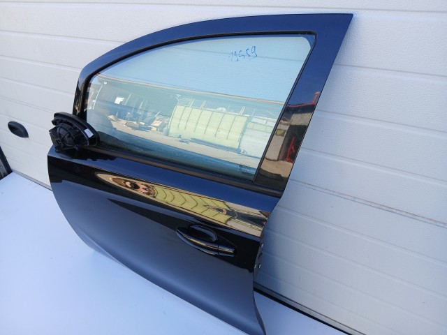 19559 Opel Corsa E 2014-2019 Bal első Ajtó Fekete Y22c
