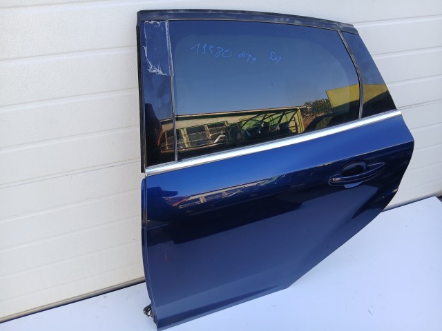 19580 Ford Focus Mk3 2011-2018 Bal hátsó Ajtó Kék 5 ajtós