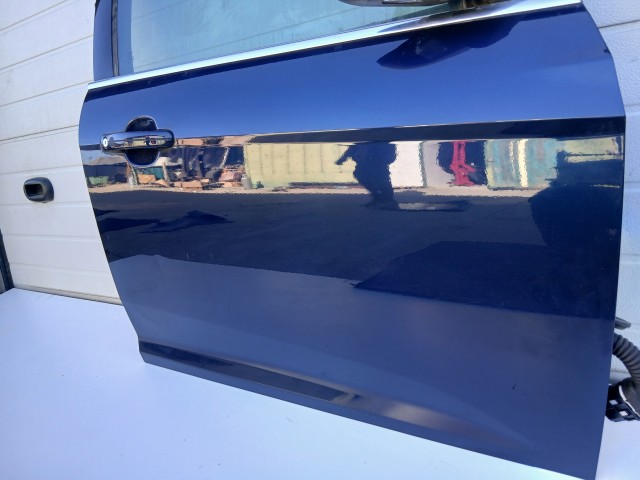 19578 Ford Focus Mk3 2011-2018 Jobb első Ajtó Kék 