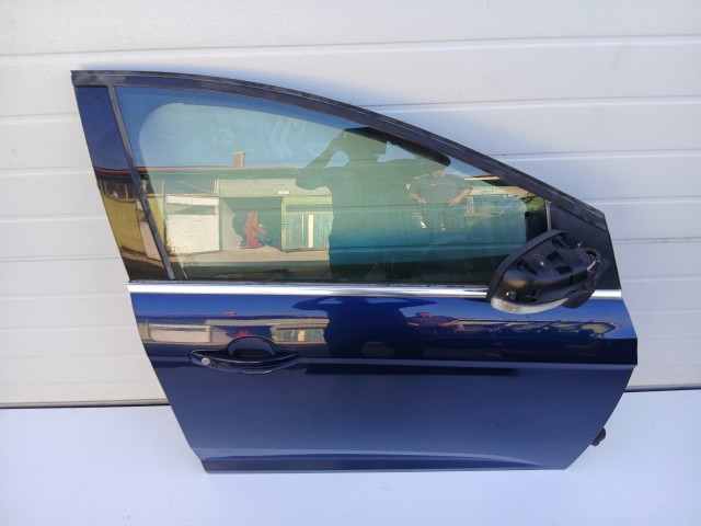 19578 Ford Focus Mk3 2011-2018 Jobb első Ajtó Kék 