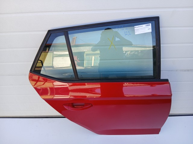19582 Skoda Fabia III. 2014 Jobb hátsó Ajtó Piros