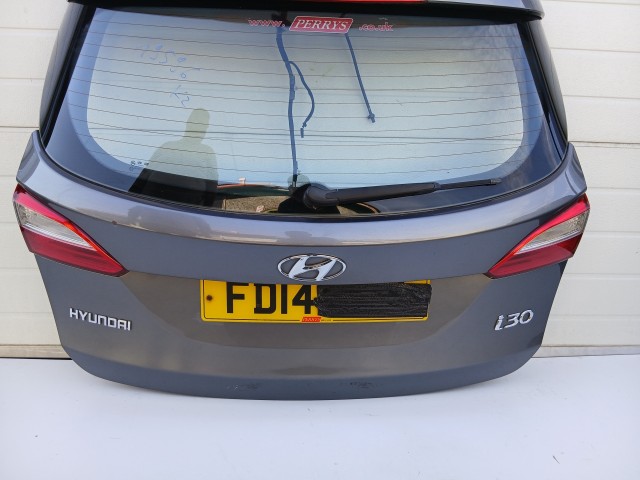 19596 Hyundai Hyundai i30 (GD) 2012-2017 Kombi Csomagtérajtó Használt  Grafit