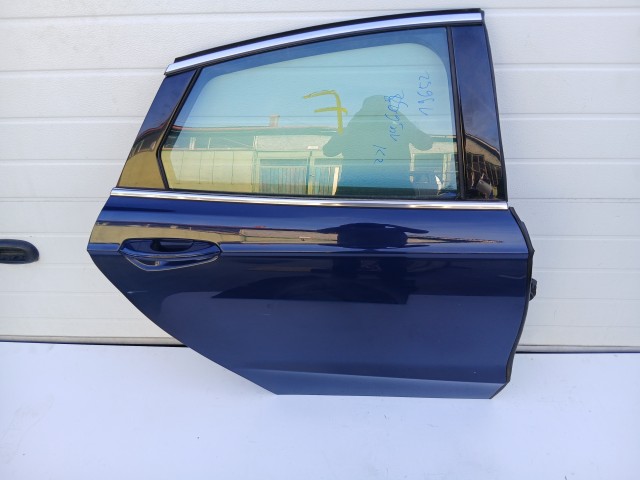 19652 Ford Mondeo Mk5 2014- Jobb hátsó Ajtó Kék 5 ajtós