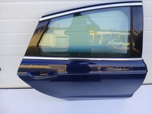 19652 Ford Mondeo Mk5 2014- Jobb hátsó Ajtó Kék 5 ajtós