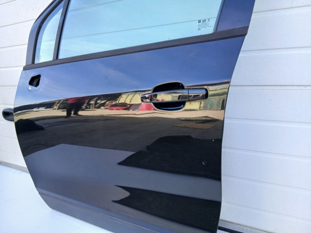 19649 Opel Mokka 2012-2019 Bal első Ajtó Fekete Z22c