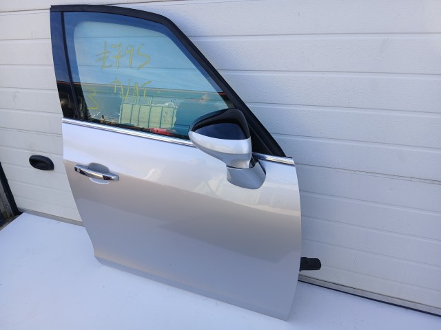 19662 Opel Zafira C 2011-2017 Jobb első Ajtó Ezüst  Z176