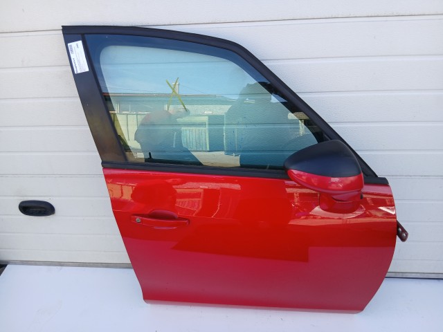 19661 Opel Zafira C 2011-2017 Jobb első Ajtó Piros Z50b