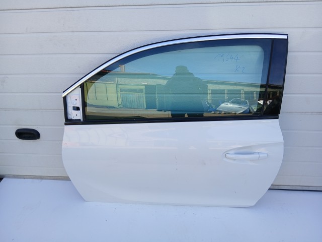 19644 Opel Astra J 2009-2015 GTC Bal első Ajtó Fehér Y40r