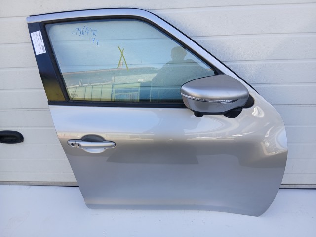 19647 Nissan Juke  2010 Jobb első Ajtó Ezüst