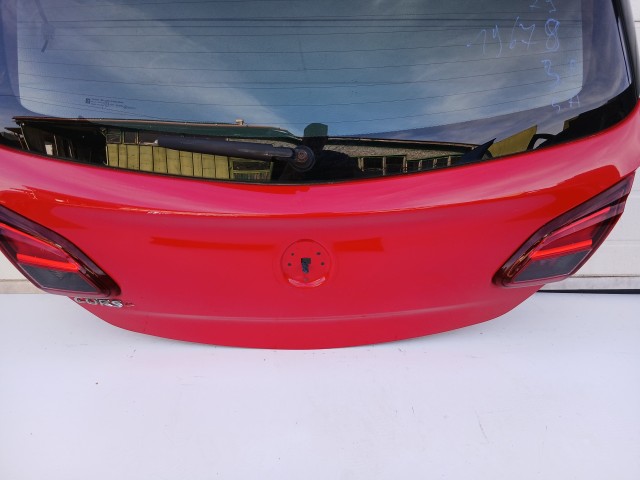 19679 Opel Corsa E 2014- 2014-2019 Csomagtérajtó Használt Z50b Piros 5 ajtós