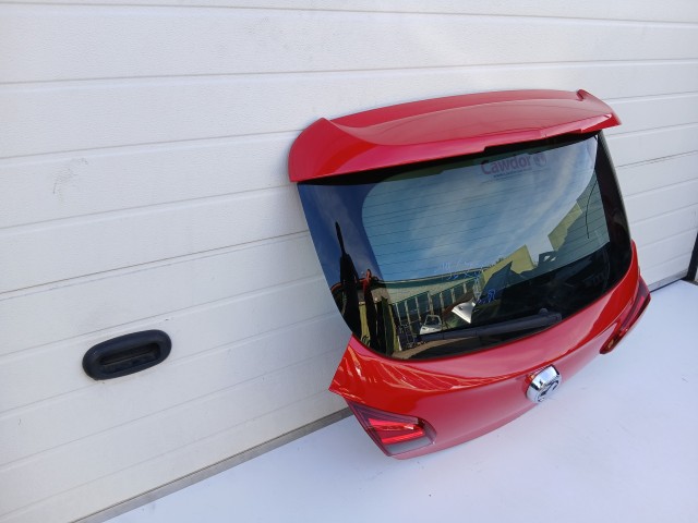 19677 Opel Corsa E 2014- 2014-2019 Csomagtérajtó Használt Z50b Piros 3 ajtós