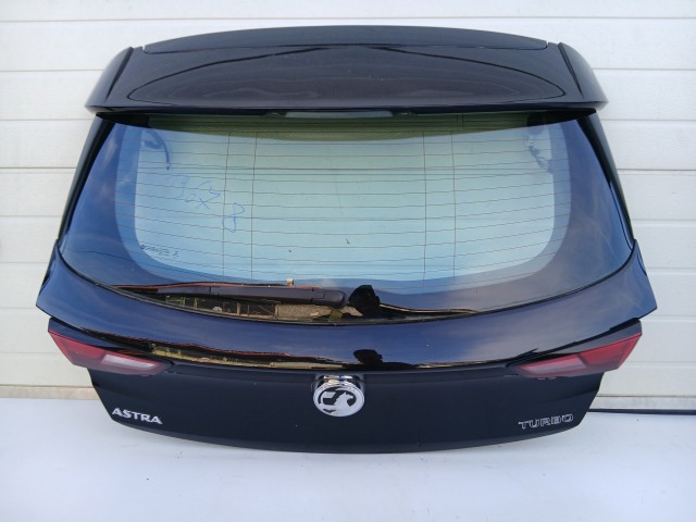 19678 Opel Astra K 2015-2021 Csomagtérajtó Használt Y22c Fekete 5 ajtós