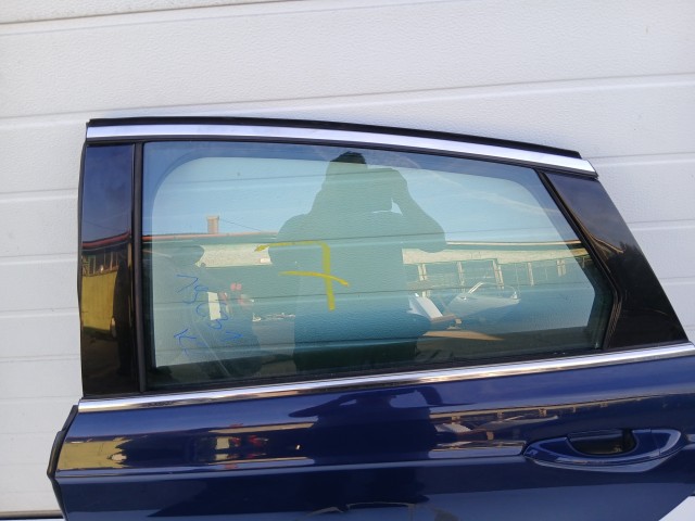 1963 Ford Mondeo Mk5 2014- Bal hátsó Ajtó Kék