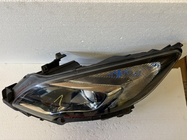 19710 Opel Zafira C 2011-2017 Bal első Lámpa Fényszóró Angol