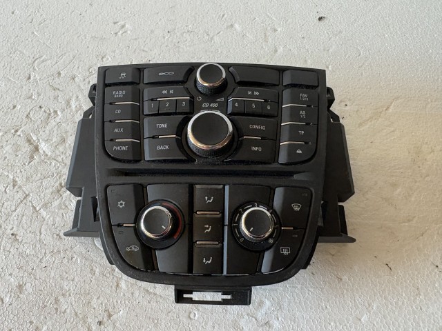 Opel Astra J 2009-2015 Közép konzol Használt