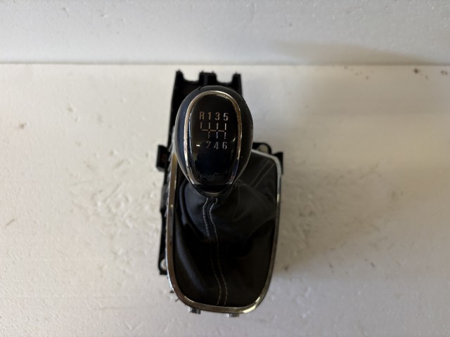 Opel Astra J 2009-2015 Váltókulissza váltókar Használt  6 sebességes