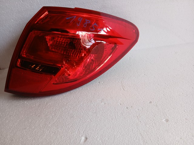 19851 Opel Meriva B 2010-2017  Jobb hátsó Lámpa