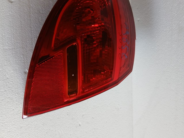 19850 Opel Meriva B 2010-2017 Bal hátsó Lámpa