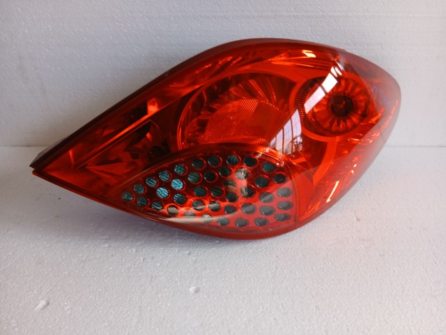 19846 Peugeot 207 2006-2014  Jobb hátsó Lámpa