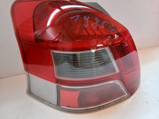 19854 Toyota Yaris II. 2005-2011(xp90) Bal hátsó Lámpa
