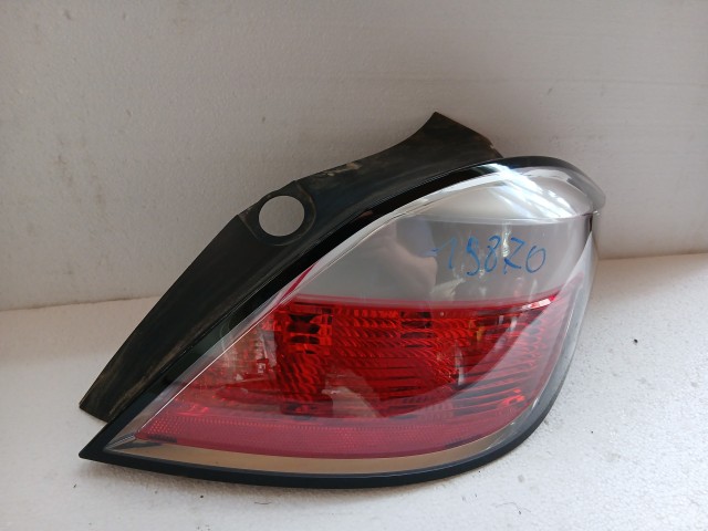 19870 Opel Astra H 2004-2010  Jobb hátsó Lámpa 5 ajtós