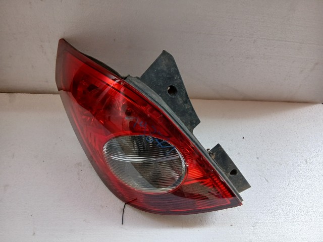 19871 Opel Antara 2006-2015 Bal hátsó Lámpa