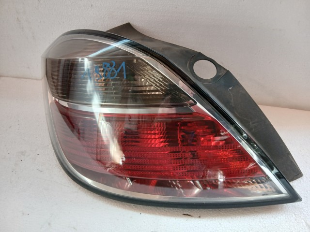 19881 Opel Astra H 2004-2010  Bal hátsó Lámpa Facelift 5 ajtós
