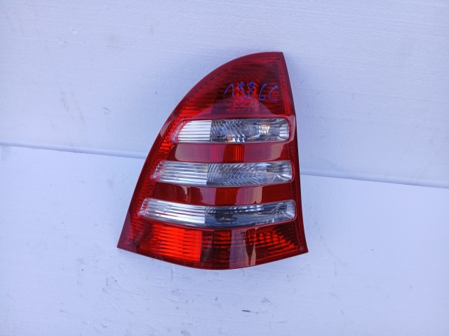 19866 Mercedes Benz C w203 2003-2007 kombi Bal hátsó Lámpa
