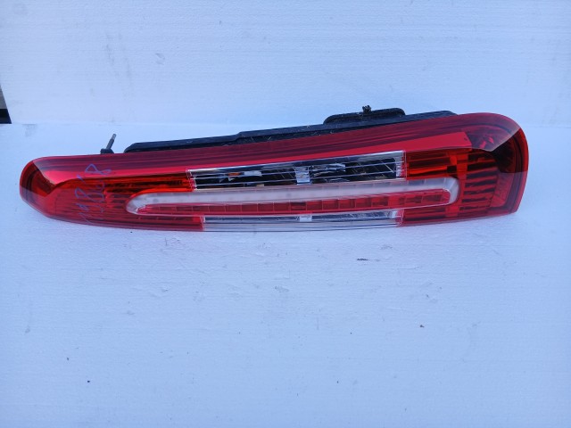 19868 Ford C-max MK1 2003-2011 Jobb hátsó Lámpa Ledes