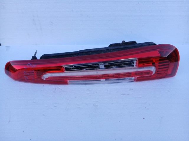 19868 Ford C-max MK1 2003-2011 Jobb hátsó Lámpa Ledes