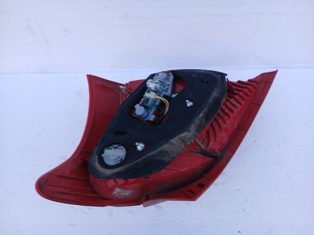 19861 Toyota Yaris II. 2005-2011(xp90)  Bal hátsó Lámpa